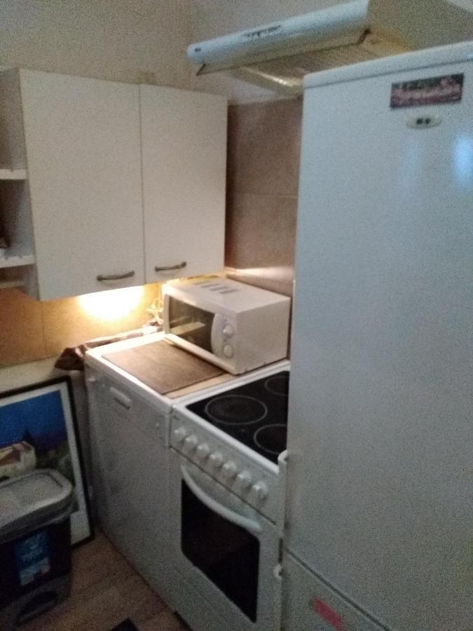 2 Pieces Idealement Placee Dans Le Centre מנטון מראה חיצוני תמונה
